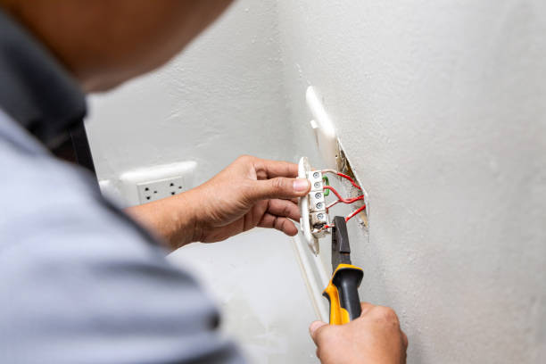 Best Residential Electrician Services  in Shasta Lake, CA